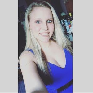 Meet your Posher, Casey